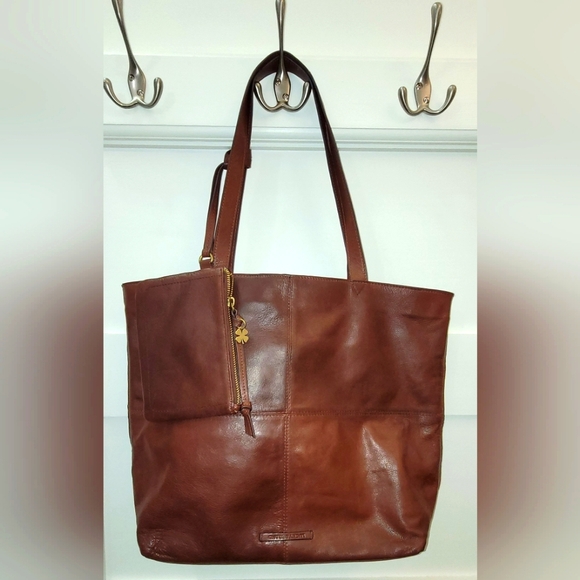 Lucky Brand Kora Leather Zippered Shoulder Bag w/Leather Wristlet Included - Picture 3 of 14